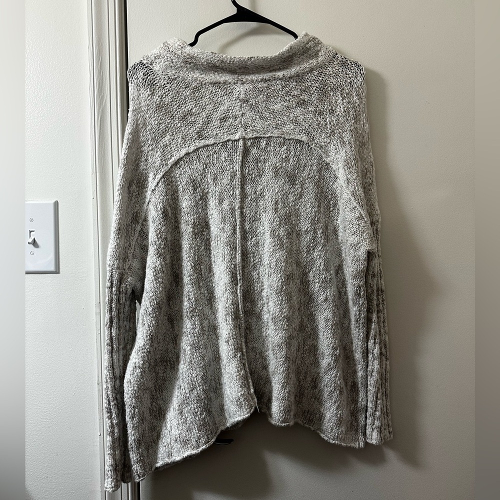 Free People Textured Bouclé Oversized Mock Neck Sweater - XS - Picture 6 of 6